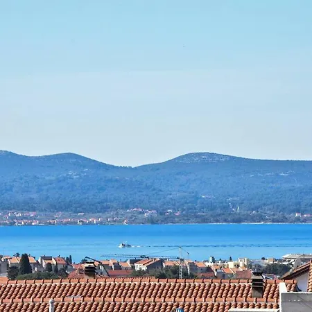 T&t Sea View Apartment, Balcony, Barbecue, Parking * Zara