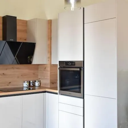 T&t Sea View Apartment, Balcony, Barbecue, Parking Appartamento