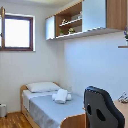 T&t Sea View Apartment, Balcony, Barbecue, Parking *