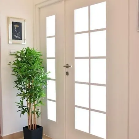 T&t Sea View Apartment, Balcony, Barbecue, Parking Apartmán *