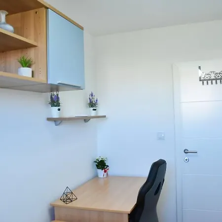 Apartmán T&t Sea View Apartment, Balcony, Barbecue, Parking Zadar