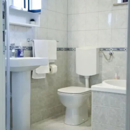 T&t Sea View Apartment, Balcony, Barbecue, Parking Apartmán *