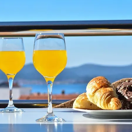 T&t Sea View Apartment, Balcony, Barbecue, Parking