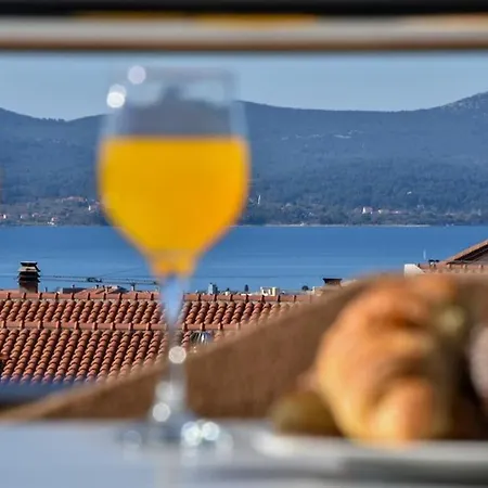 T&t Sea View Apartment, Balcony, Barbecue, Parking * Zadar